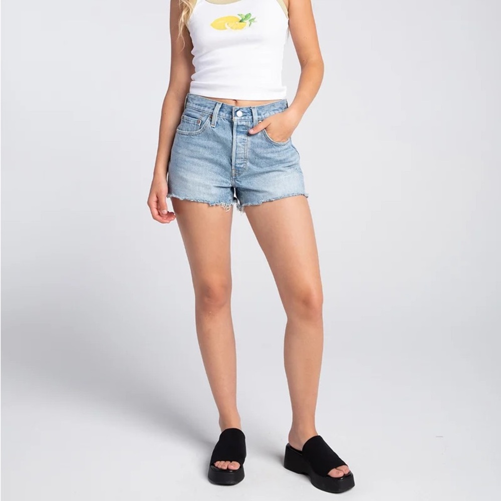 Women’s 501 high rise denim shorts